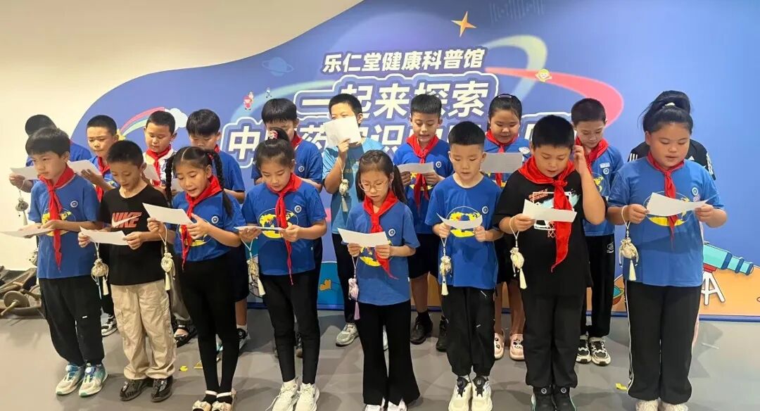 1758852199915281.jpg 9.jpg