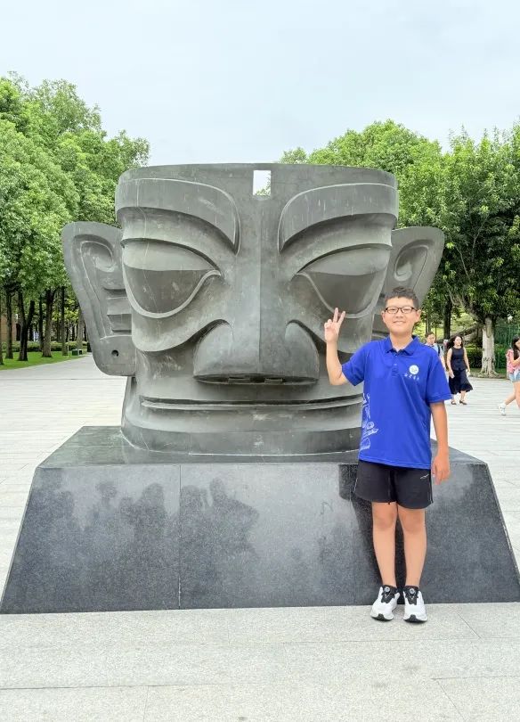 1758853317568214.jpg 26.jpg