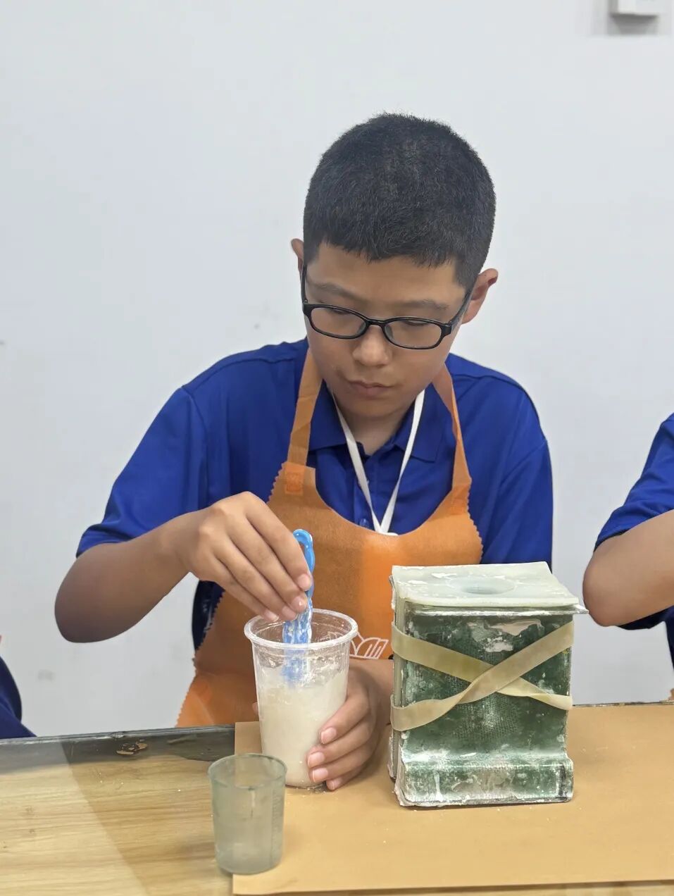 1758853392456322.jpg 30.jpg